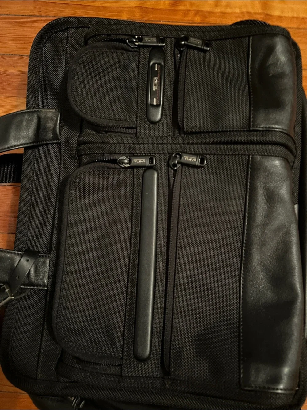 Tumi Black Leather Laptop Briefcase with Shoulder Strap